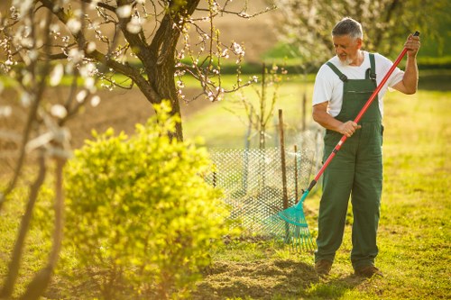 Online payment methods for Ruislip tree surgeons